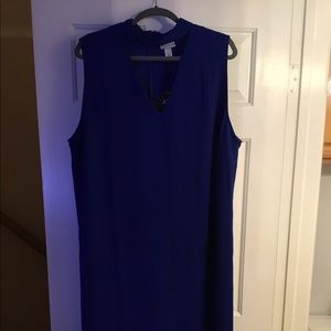 Ava & Viv V Neck Sleeveless Dress